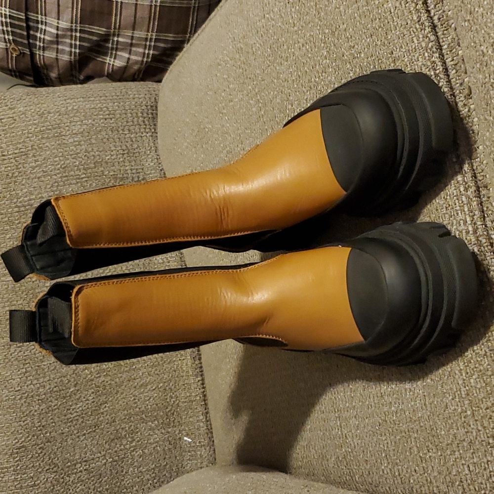Ganni mid chelsea ankle boot size 38